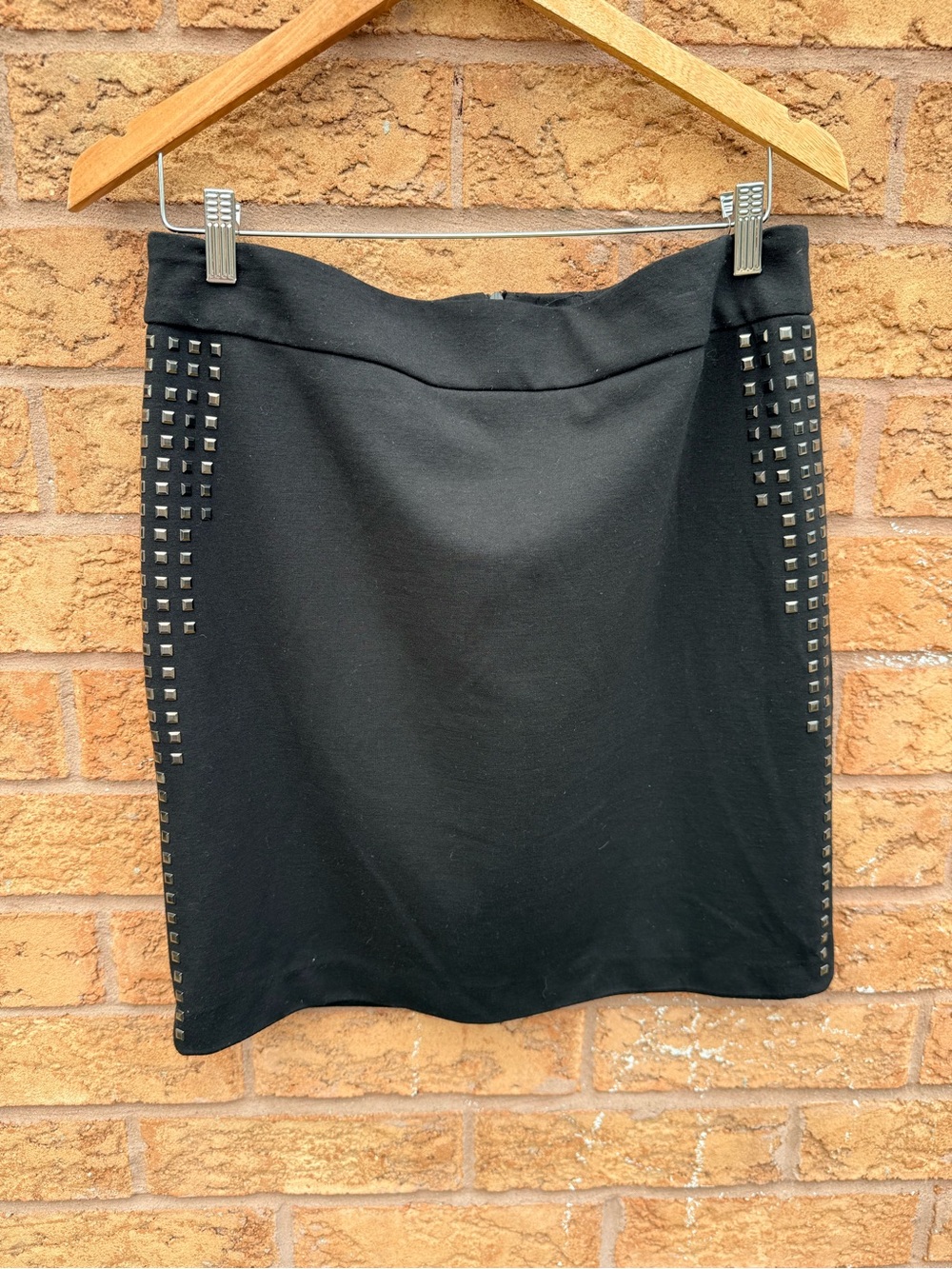 4/$25 • Focus‎ 2000 Black Stud Trim Detail Mini Skirt